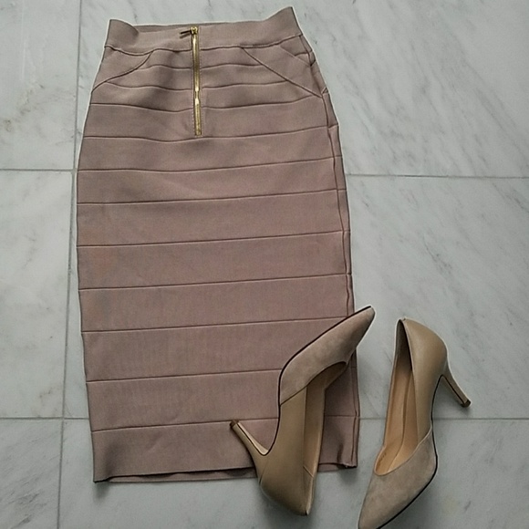 •° SOLD °• Bebe bandage skirt - Picture 3 of 4